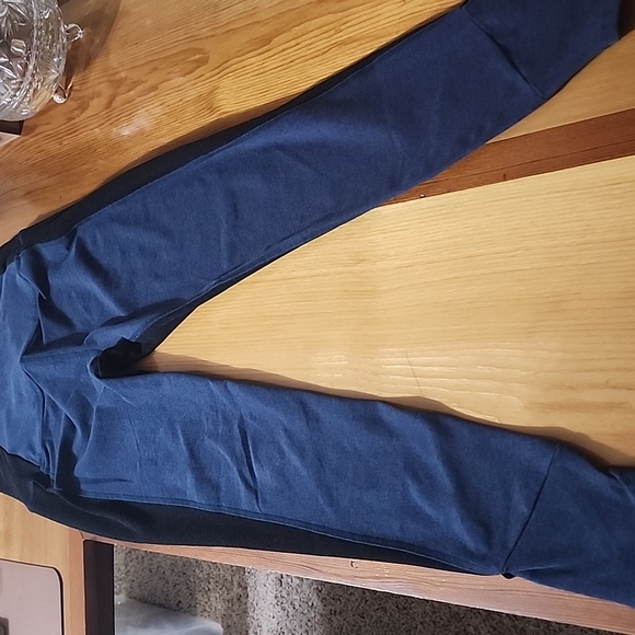 Beyond Yoga At Your Leisure High Waisted Leggings - Picture 4 of 5